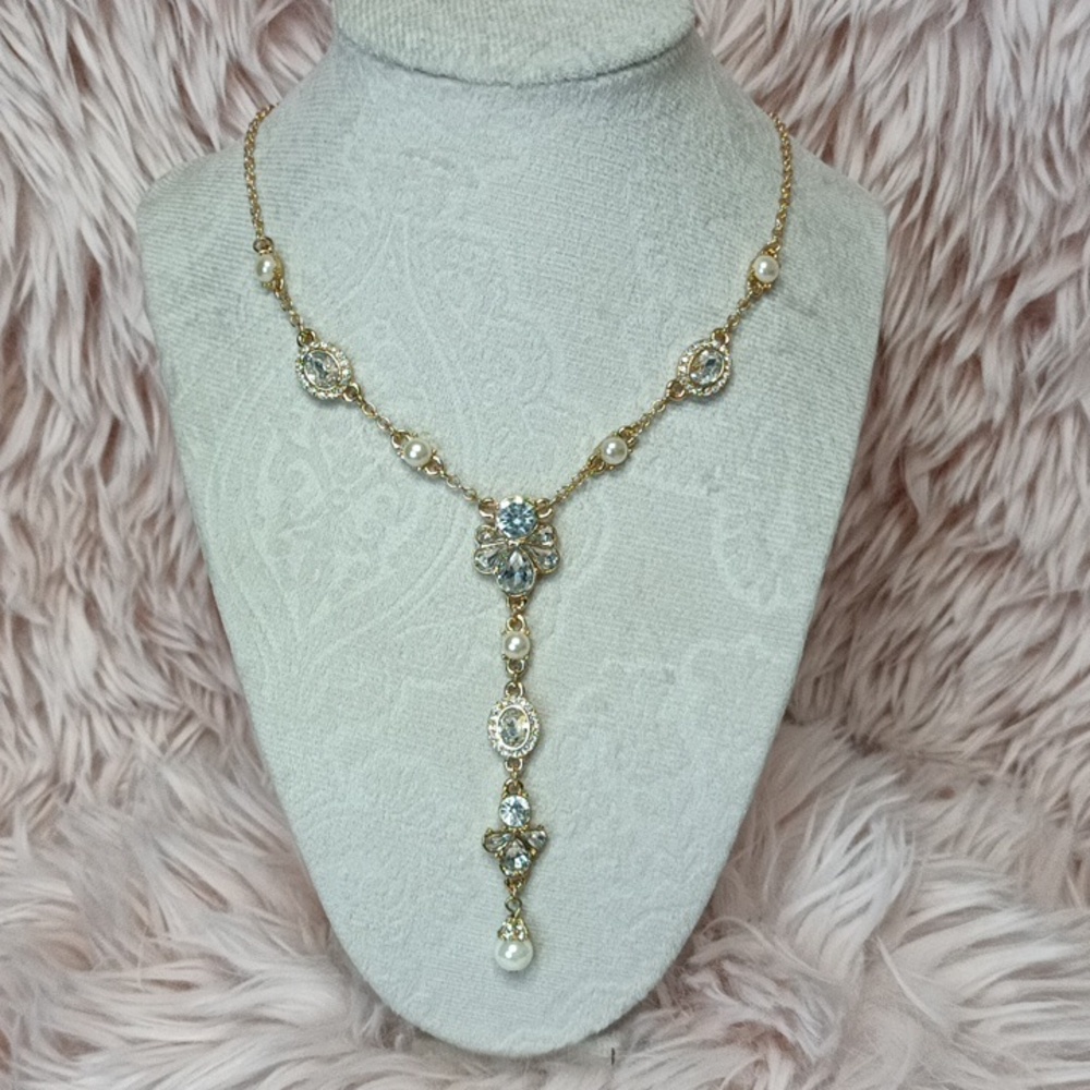 Pearl Drop Gold Necklace
